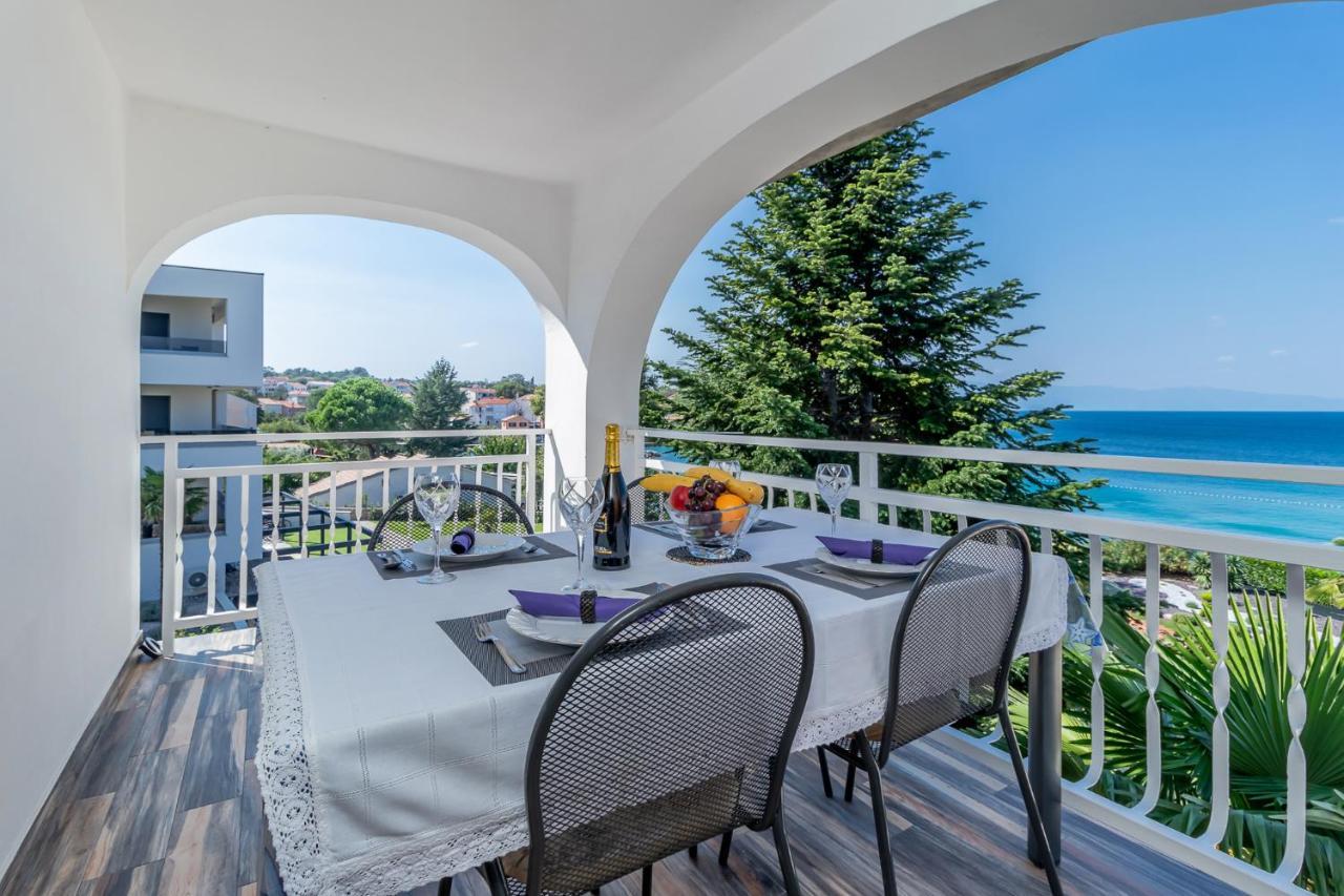 Maestral Apartments Malinska Kültér fotó