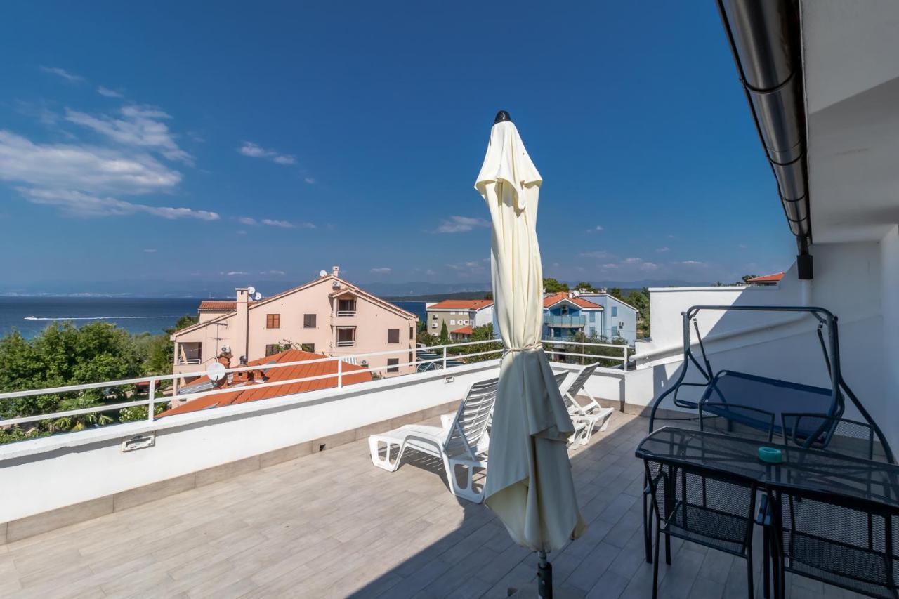 Maestral Apartments Malinska Kültér fotó