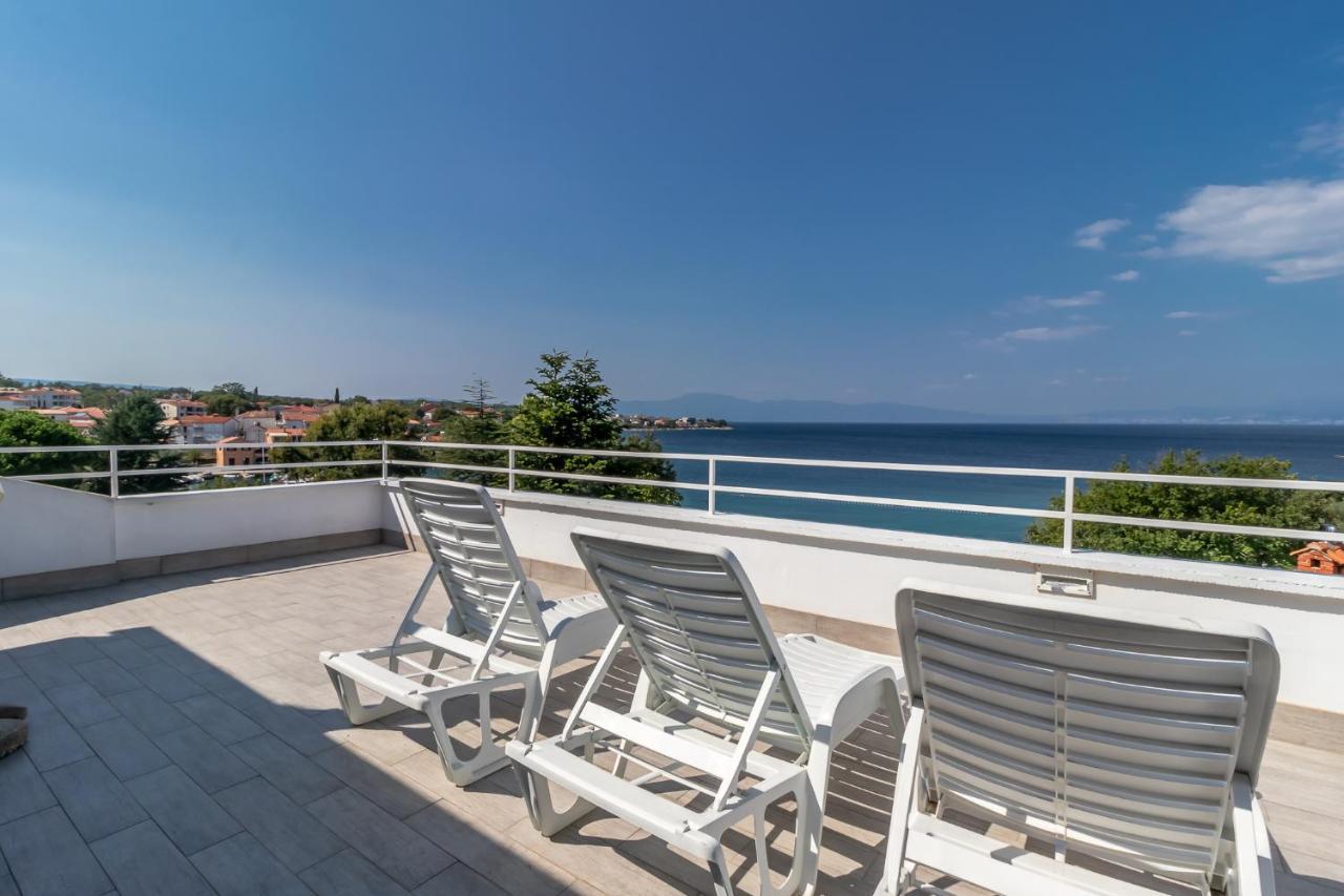 Maestral Apartments Malinska Kültér fotó