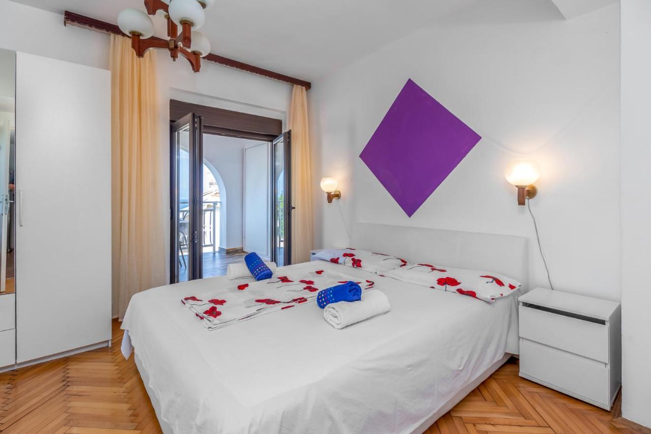Maestral Apartments Malinska Kültér fotó