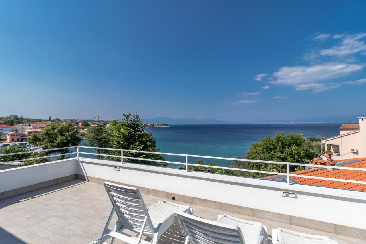 Maestral Apartments Malinska Kültér fotó