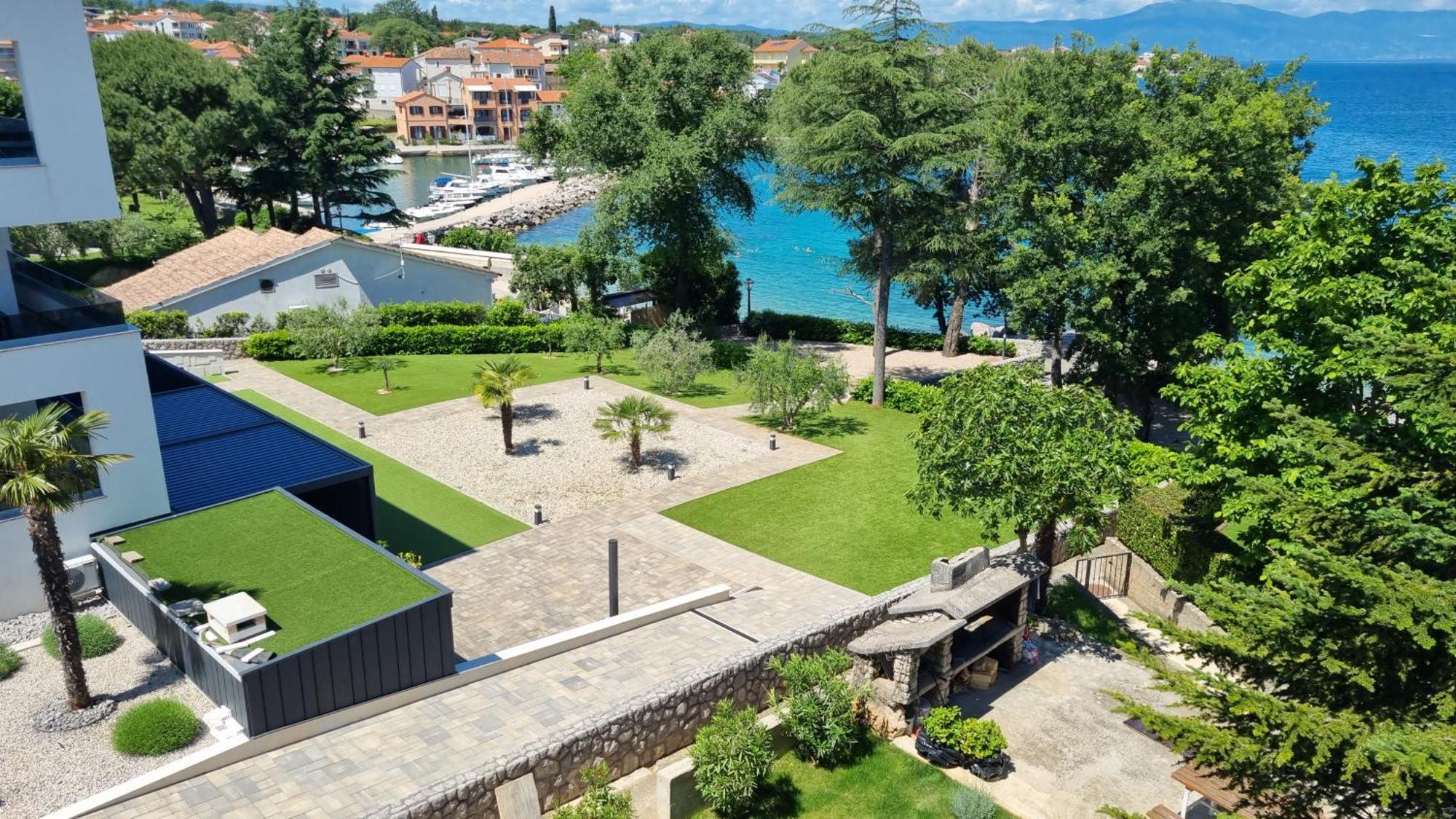 Maestral Apartments Malinska Kültér fotó
